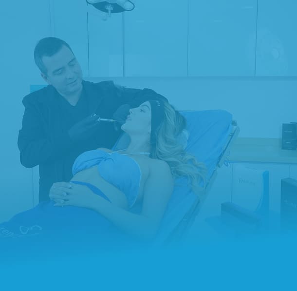 Especialista con paciente